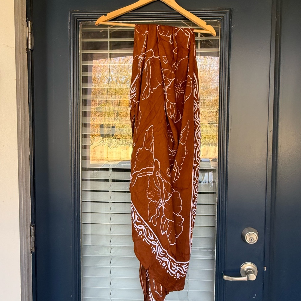 Indigo Luna Brown Floral Sarong